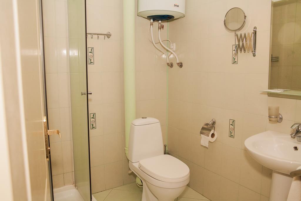 Gubernia Hotel Harkov Kültér fotó