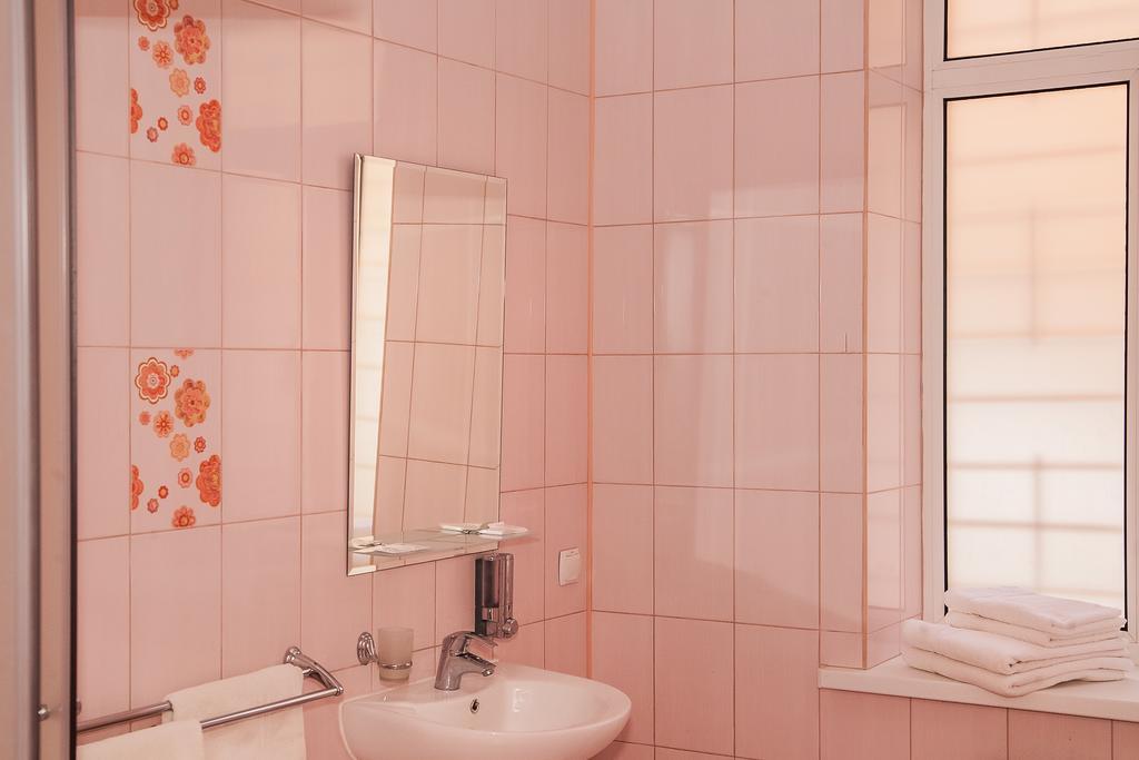 Gubernia Hotel Harkov Kültér fotó