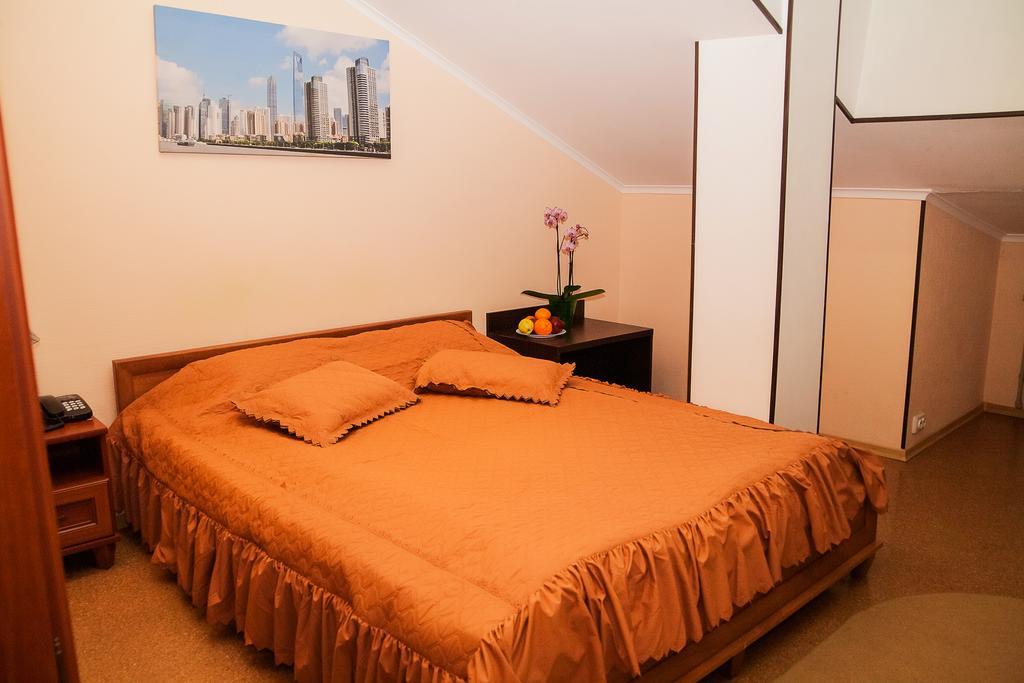 Gubernia Hotel Harkov Kültér fotó