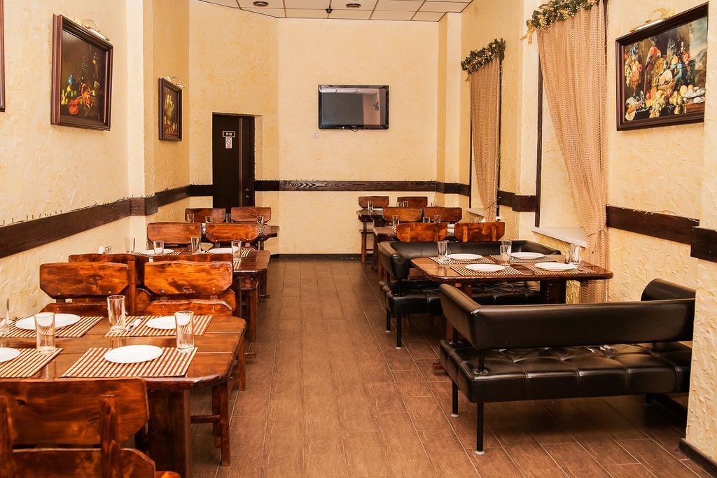 Gubernia Hotel Harkov Kültér fotó